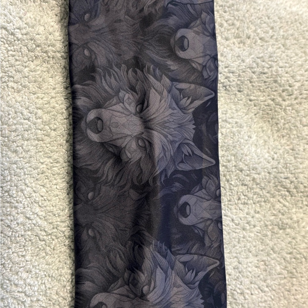 Constantly Varied Gear Wolf Pattern Headband - Black and Gray